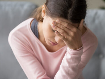 Migrena: Da li je izaziva promena vremena i preventivni saveti?