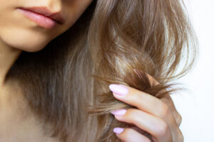 Soda bikarbona za kosu: Koje su prednosti i kako se pravilno koristi?