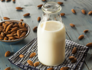Bademovo mleko može smanjiti rizik od srčanih oboljenja