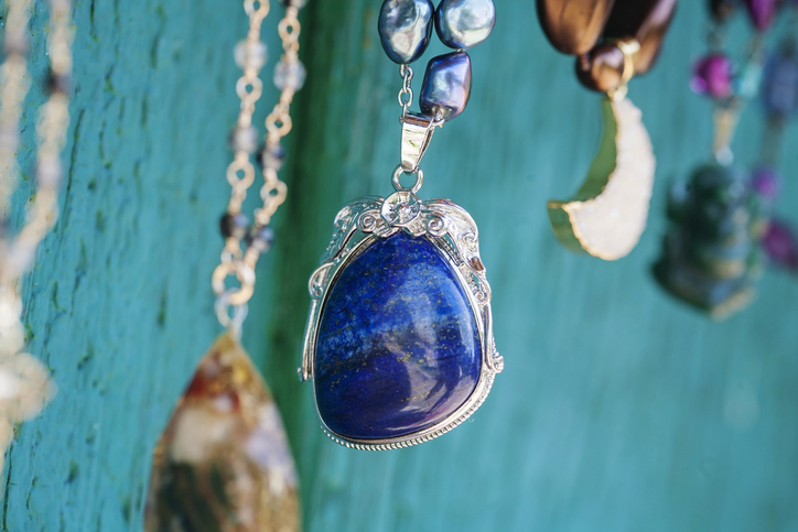 Lapis lazuli: Kamen koji pomaže da uzmete život u svoje ruke
