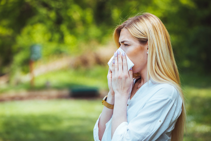 Alergija na polen: Zašto se javlja i kako prepoznati simptome?