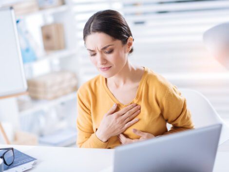 Koronarna bolest srca: 6 uobičajenih simptoma koje ne smete ignorisati