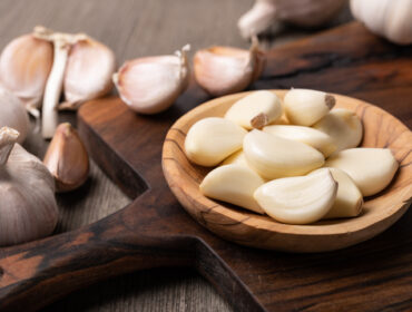 Kako smanjiti holesterol pomoću belog luka: 3 kućna recepta