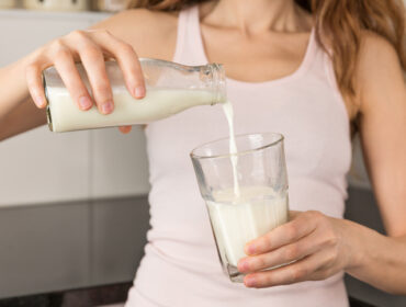 Kako proveriti higijenski ispravno mleko kod kuće pomoću jednostavnih testova?