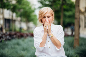 Starinski lekovi za astmu i kašalj: Trebaće vam luk, limun i rotkvica